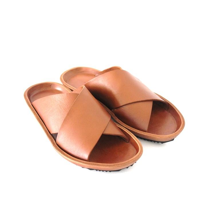 OP-N07 W – Leather sandals