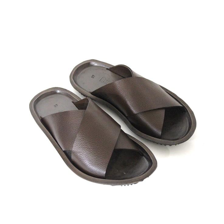 OP-N07 W – Leather sandals